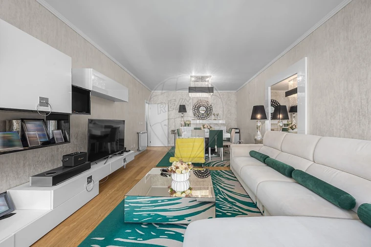 Apartamento T3 para Arrendamento em Odivelas Foto 8