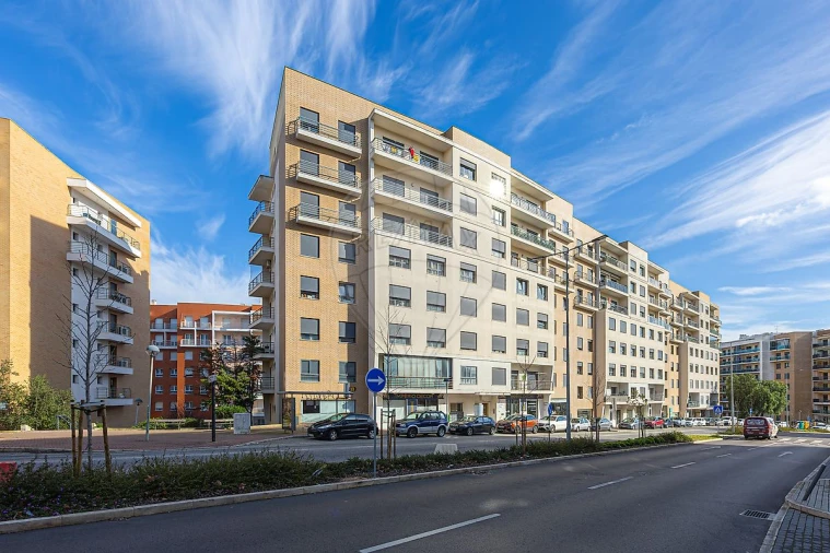 Apartamento T3 para Arrendamento em Odivelas Foto 15