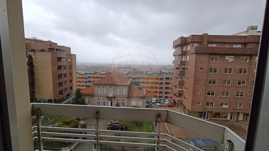 Apartamento T2 para Arrendamento em Mafamude e Vilar do Paraíso Foto 15