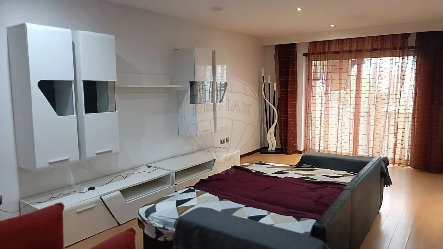 Apartamento T2 para Arrendamento em Mafamude e Vilar do Paraíso Foto 13