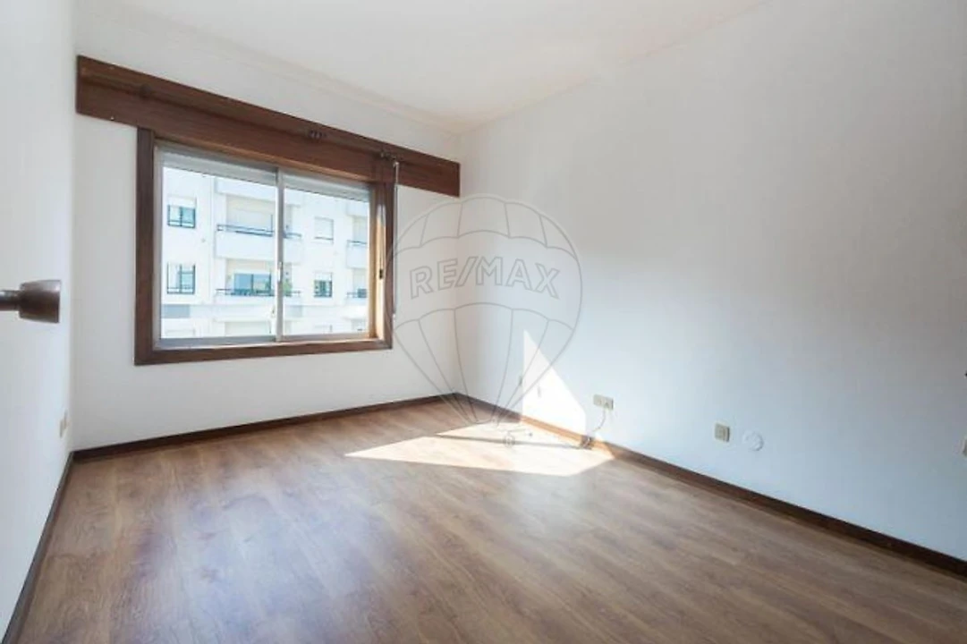Apartamento T3 para Arrendamento em Mafamude e Vilar do Paraíso Foto 15