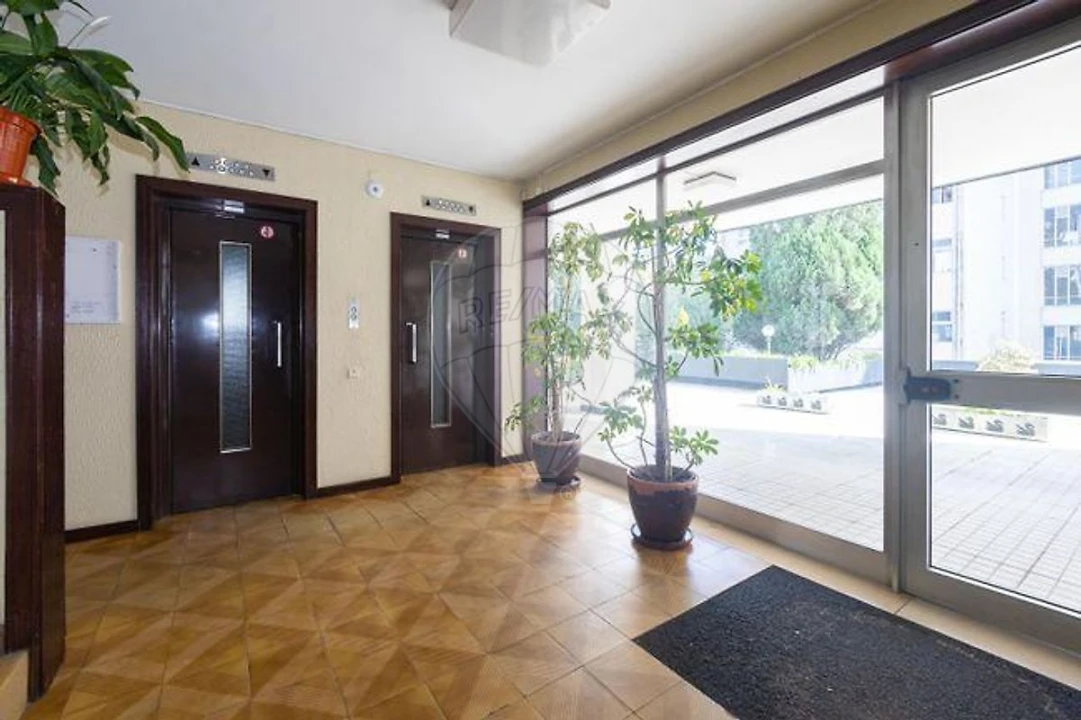 Apartamento T3 para Arrendamento em Mafamude e Vilar do Paraíso Foto 5