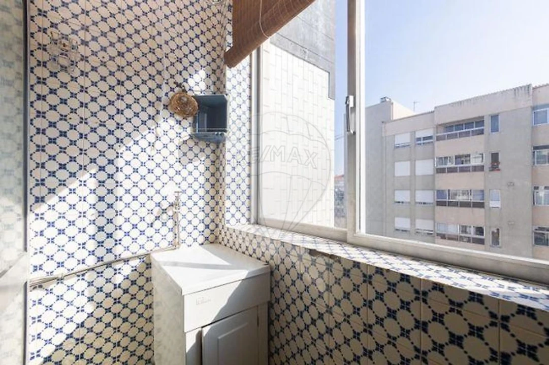 Apartamento T3 para Arrendamento em Mafamude e Vilar do Paraíso Foto 8