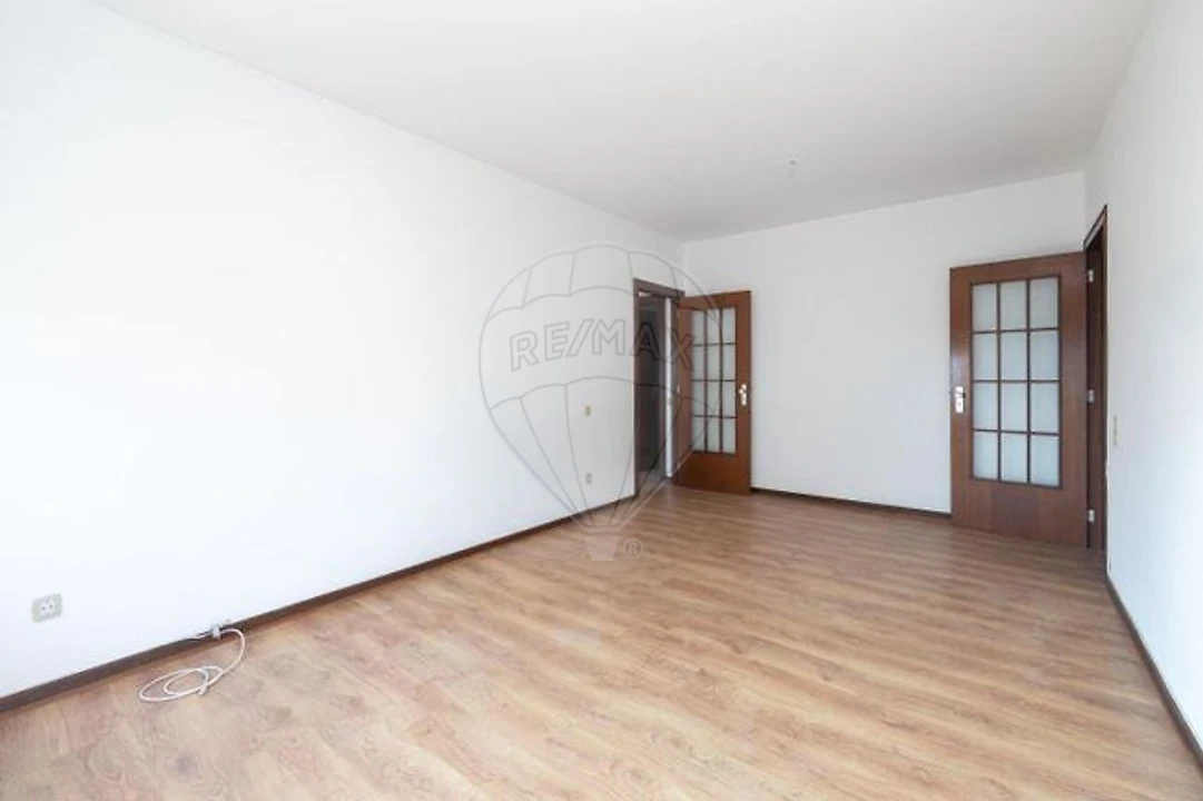 Apartamento T3 para Arrendamento em Mafamude e Vilar do Paraíso Foto 12