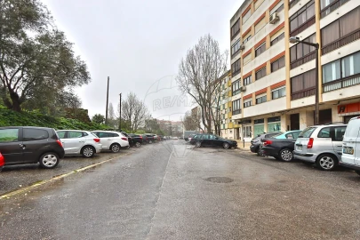Apartamento T3 para Venda em Benfica