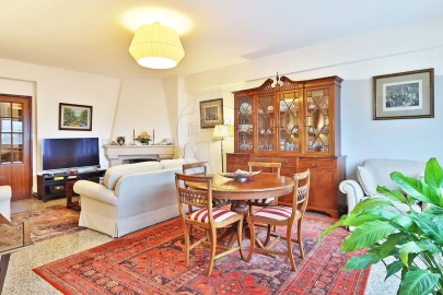 Apartamento T3 para Venda em Benfica