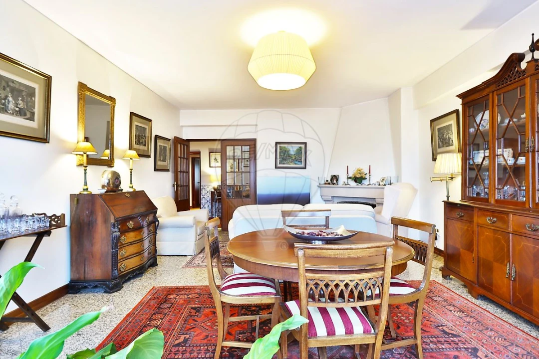 Apartamento T3 para Venda em Benfica Foto 16