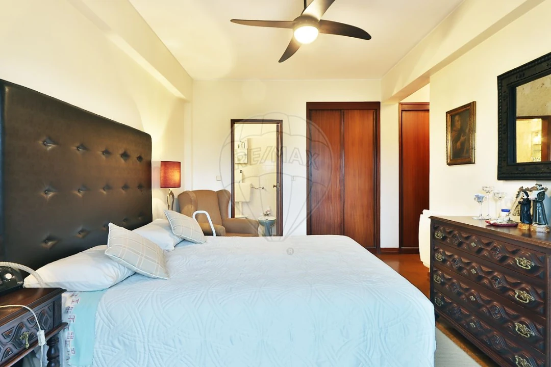 Apartamento T3 para Venda em Benfica Foto 1