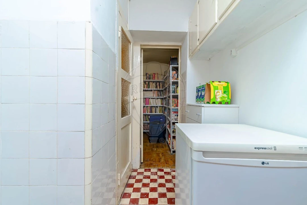 Prédio para Venda em Santo António Foto 23