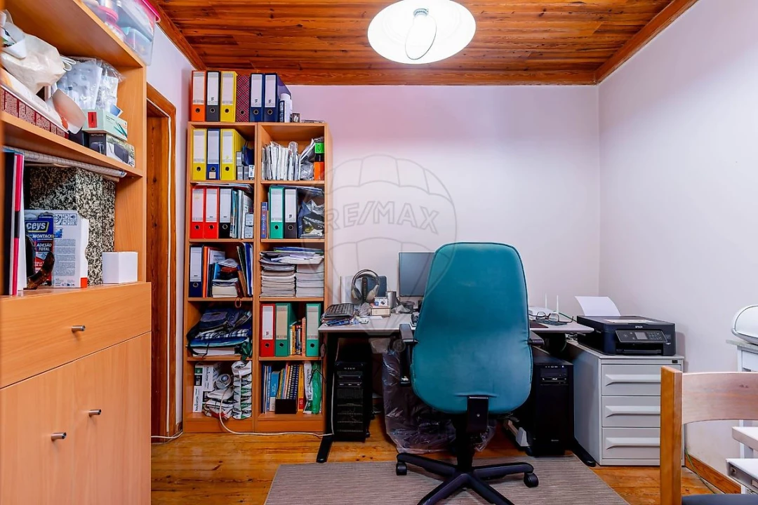 Prédio para Venda em Santo António Foto 10