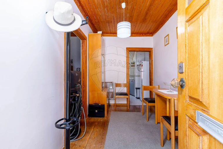 Prédio para Venda em Santo António Foto 7