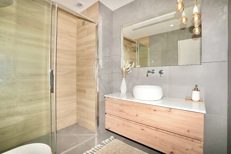 Apartamento T2 para Venda em Laranjeiro e Feijó Foto 16