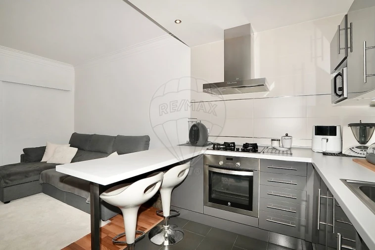 Apartamento T2 para Venda em Laranjeiro e Feijó Foto 7