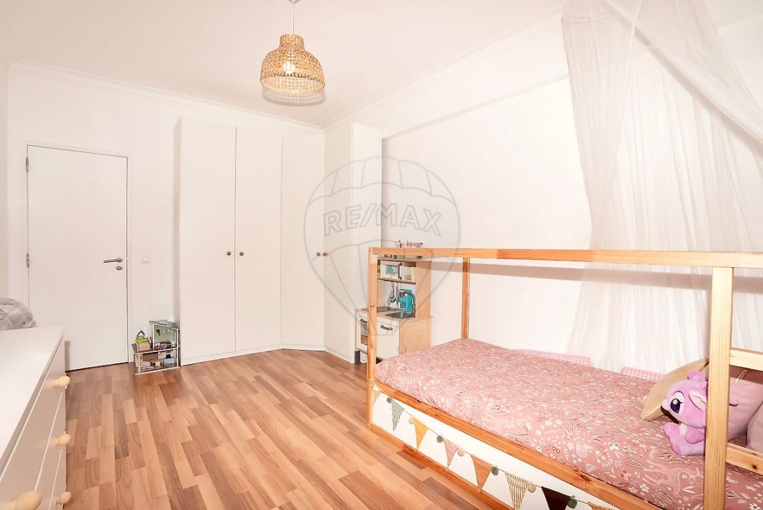 Apartamento T2 para Venda em Laranjeiro e Feijó Foto 22