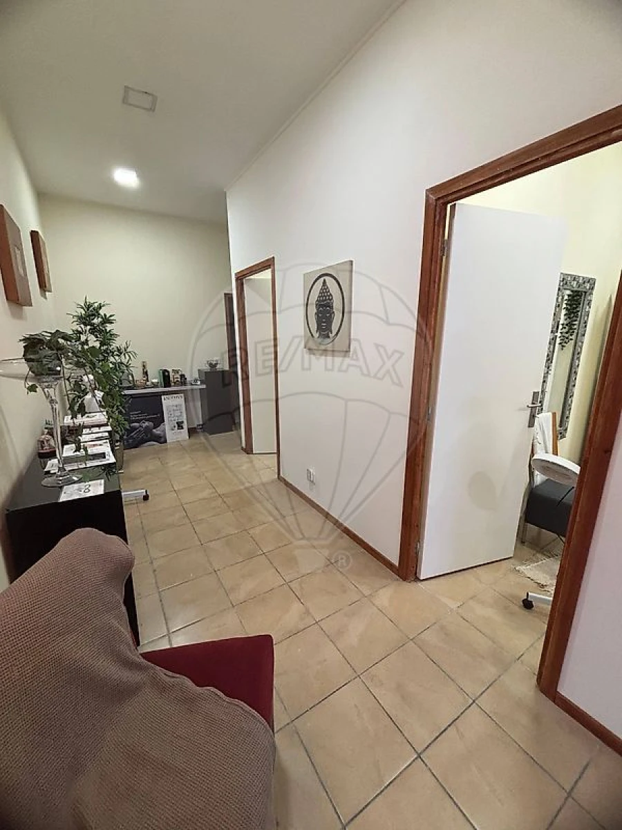 Negócio para Venda em O. Azeméis, Riba-Ul, Ul, Macinhata Seixa, Madail Foto 5