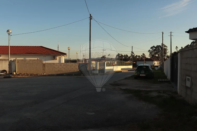 Terreno para Venda em Avidos e Lagoa Foto 5