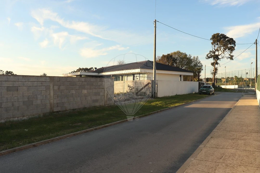 Terreno para Venda em Avidos e Lagoa Foto 8