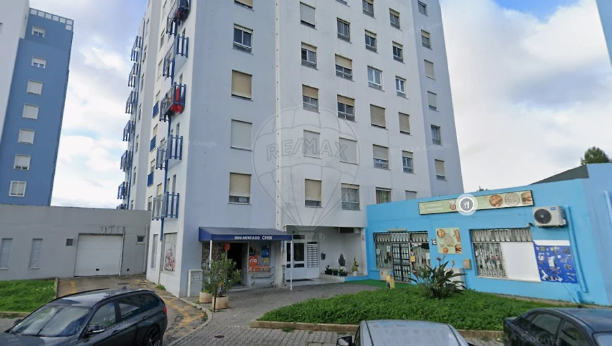 Loja para Arrendamento em Póvoa de Santa Iria e Forte da Casa