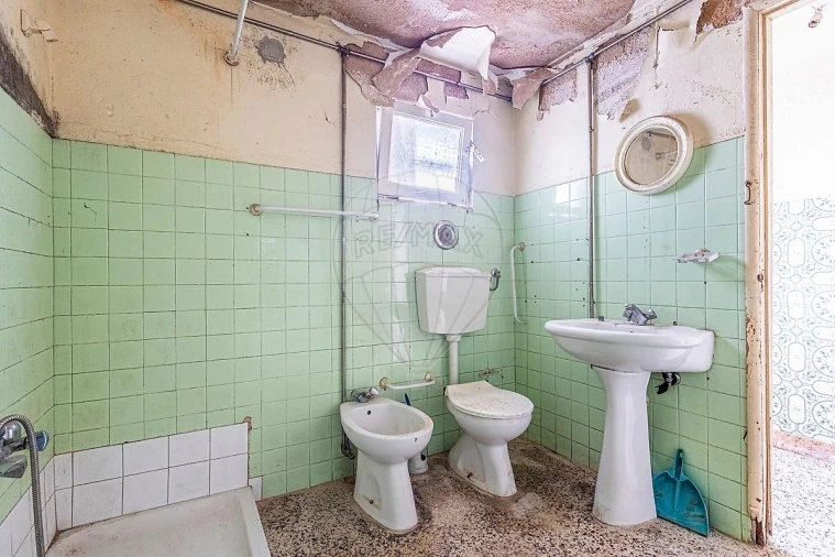 Moradia T3 para Venda em Vila Nova da Rainha Foto 6