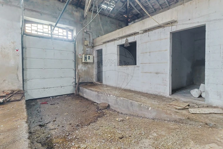 Armazém para Venda em Buarcos Foto 9