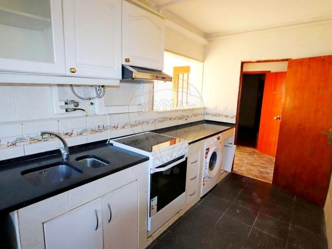 Apartamento T3 para Venda em Corroios Foto 6