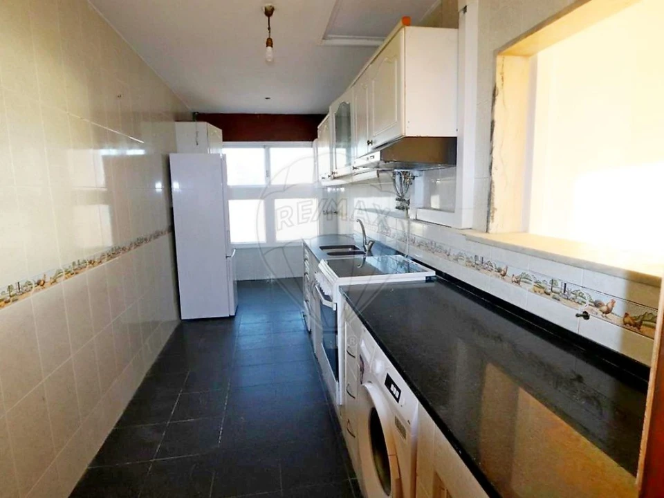 Apartamento T3 para Venda em Corroios Foto 3