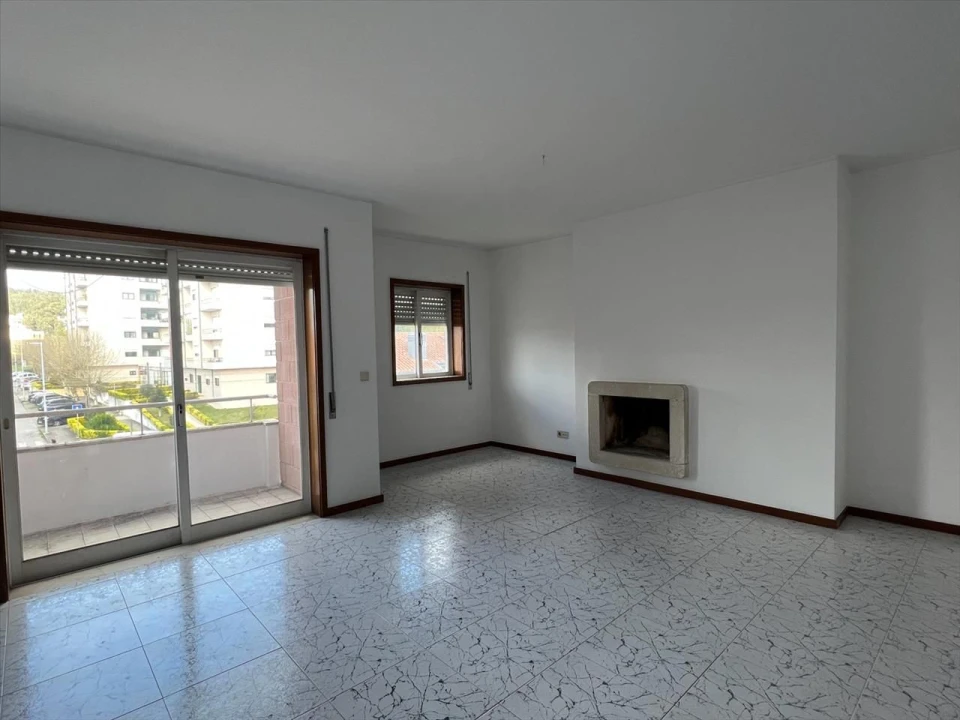 Apartamento T2 para Venda em Valongo Foto 1