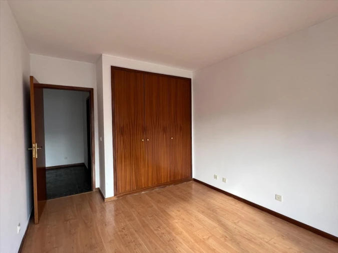 Apartamento T2 para Venda em Valongo Foto 9