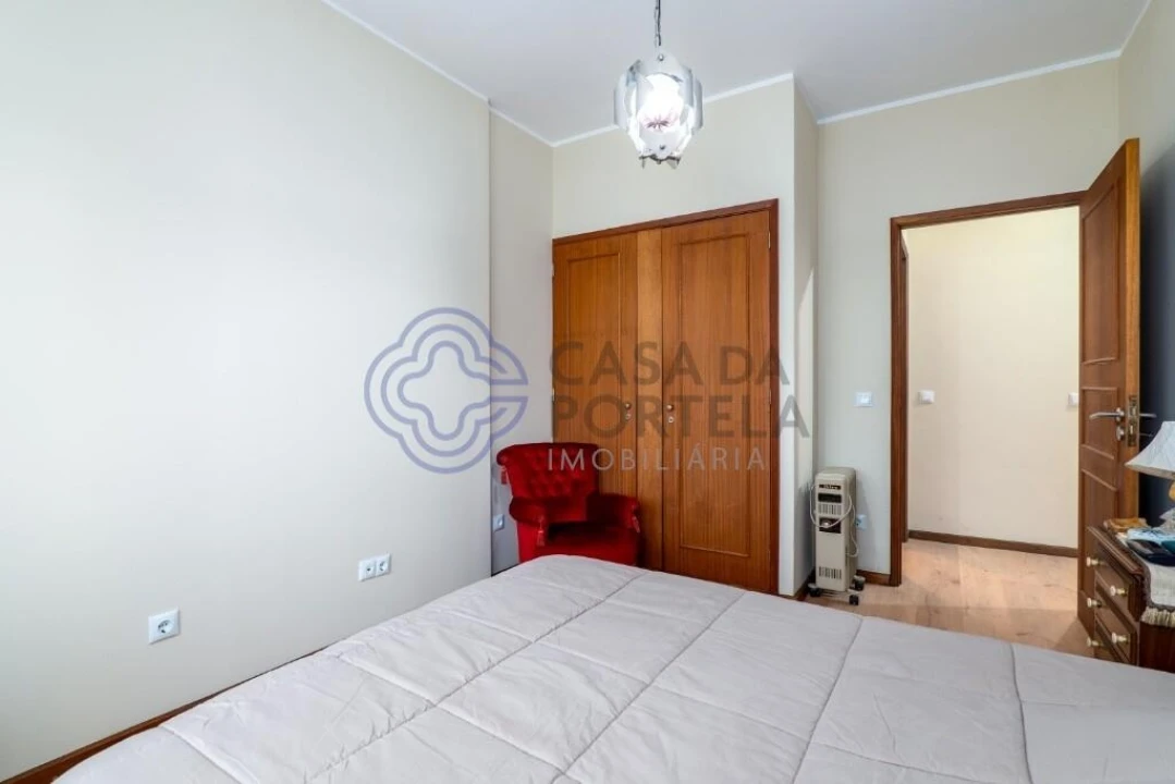 Apartamento T4 para Venda em Paranhos Foto 31