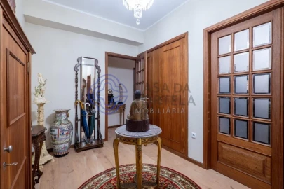 Apartamento T4 para Venda em Paranhos