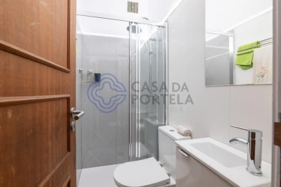 Apartamento T4 para Venda em Paranhos