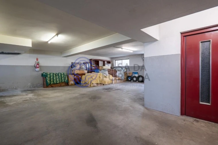 Apartamento T4 para Venda em Paranhos Foto 51