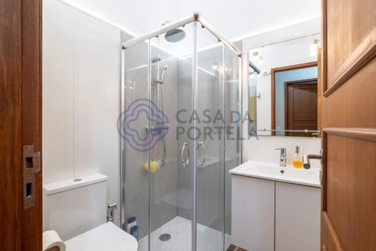 Apartamento T4 para Venda em Paranhos Foto 28
