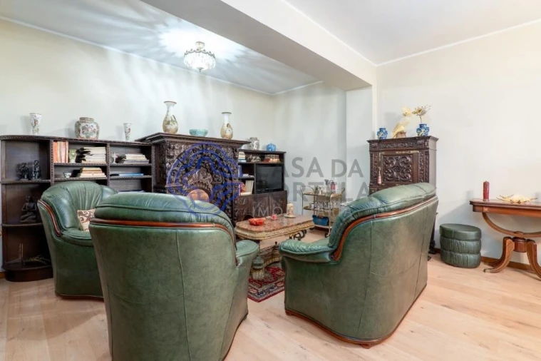 Apartamento T4 para Venda em Paranhos Foto 8