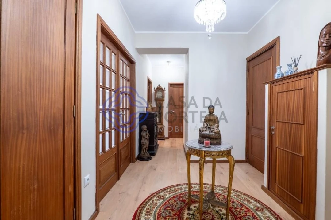 Apartamento T4 para Venda em Paranhos Foto 5