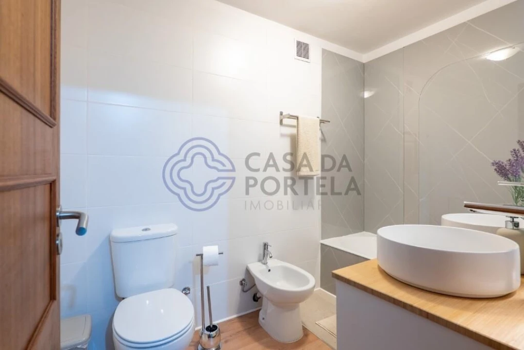 Apartamento T4 para Venda em Paranhos Foto 24