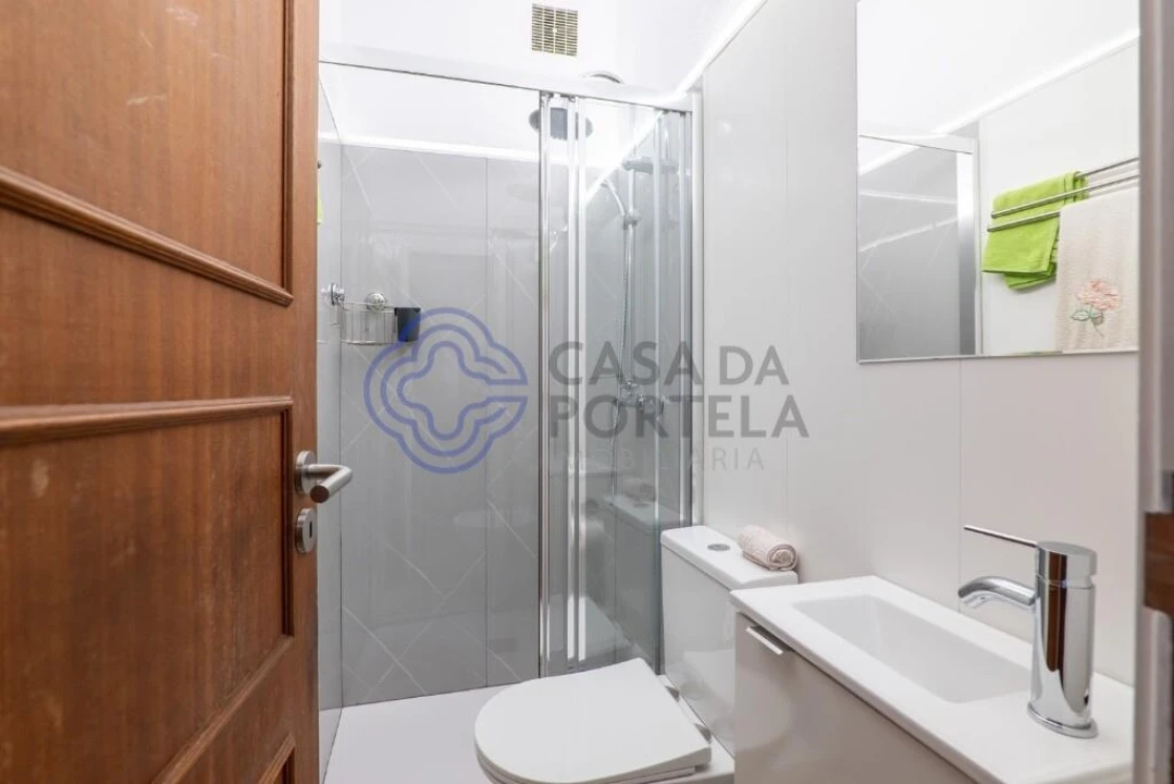 Apartamento T4 para Venda em Paranhos Foto 35