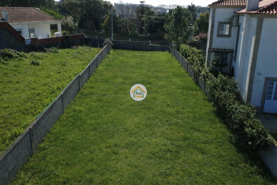 Terreno para Venda em Gulpilhares e Valadares Foto 2