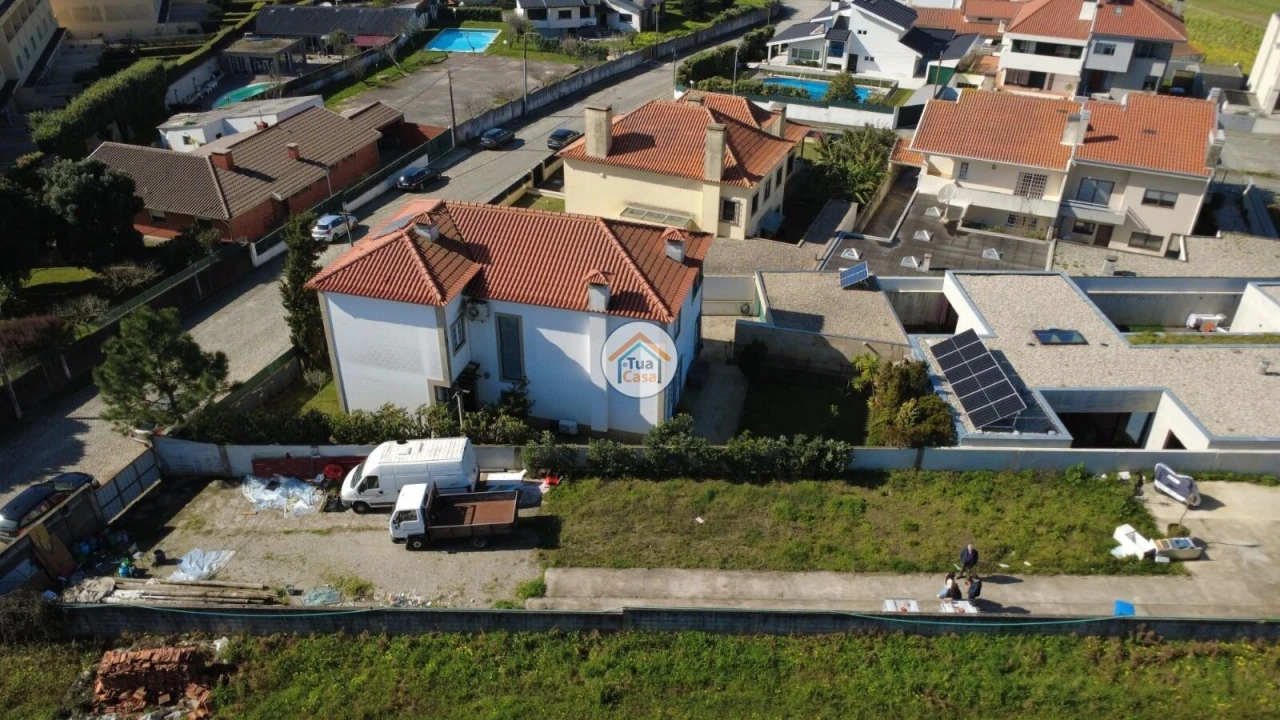 Terreno para Venda em Gulpilhares e Valadares Foto 6