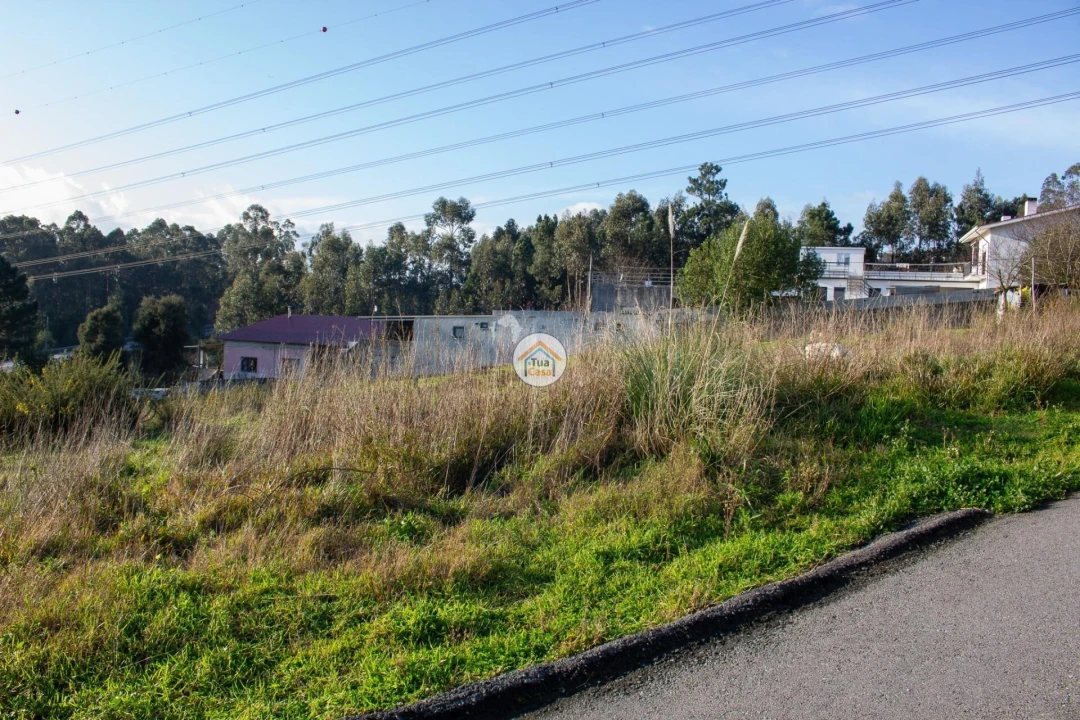 Terreno para Venda em Sandim, Olival, Lever e Crestuma Foto 1