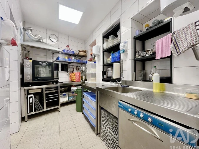 Loja para Venda em Lagos (São Sebastião e Santa Maria) Foto 14