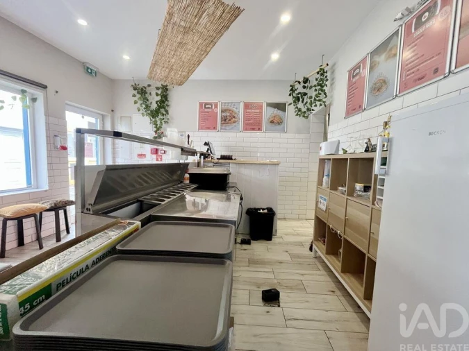 Loja para Venda em Lagos (São Sebastião e Santa Maria) Foto 4