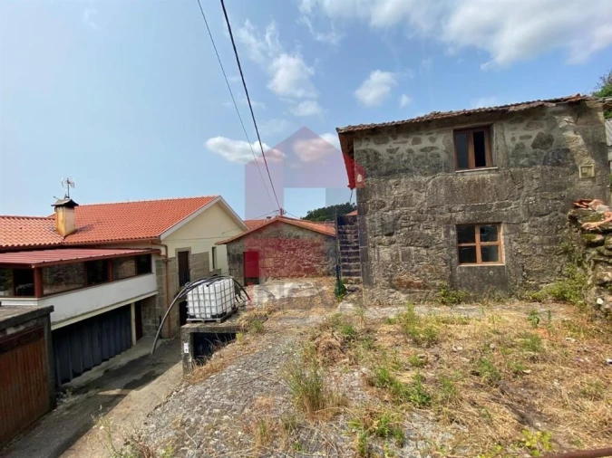 Moradia T2 para Venda em Portela Foto 25