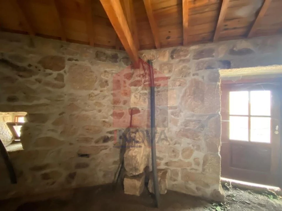 Moradia T2 para Venda em Portela Foto 48