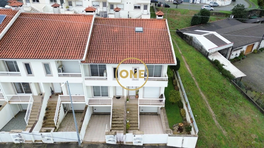 Moradia T2 para Venda em Pousada de Saramagos Foto 1