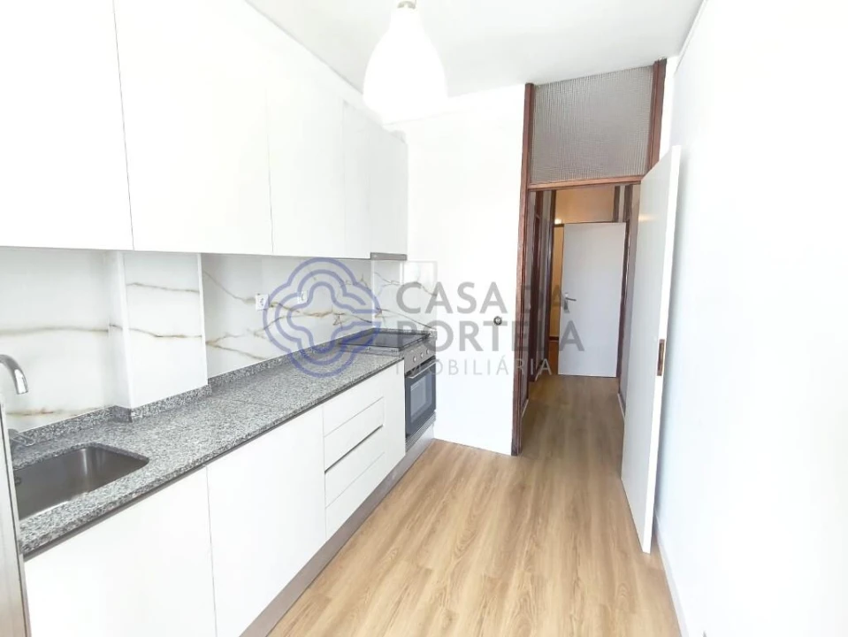 Apartamento T3 para Venda em Bonfim Foto 14