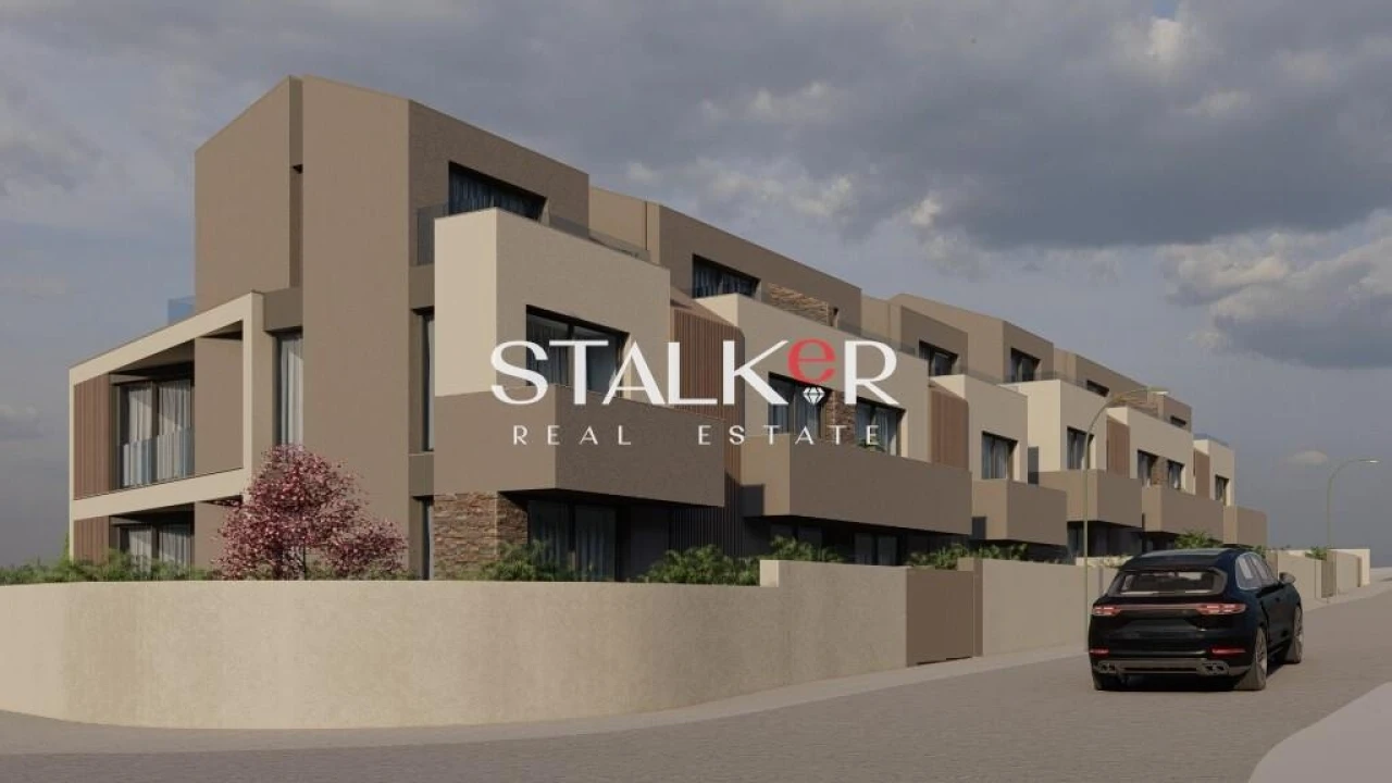 Moradia T3 para Venda em São Felix da Marinha Foto 1