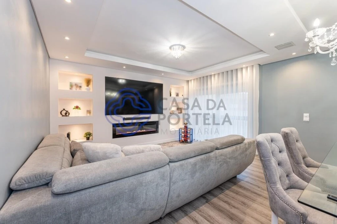 Apartamento T4 para Venda em Arcozelo Foto 18