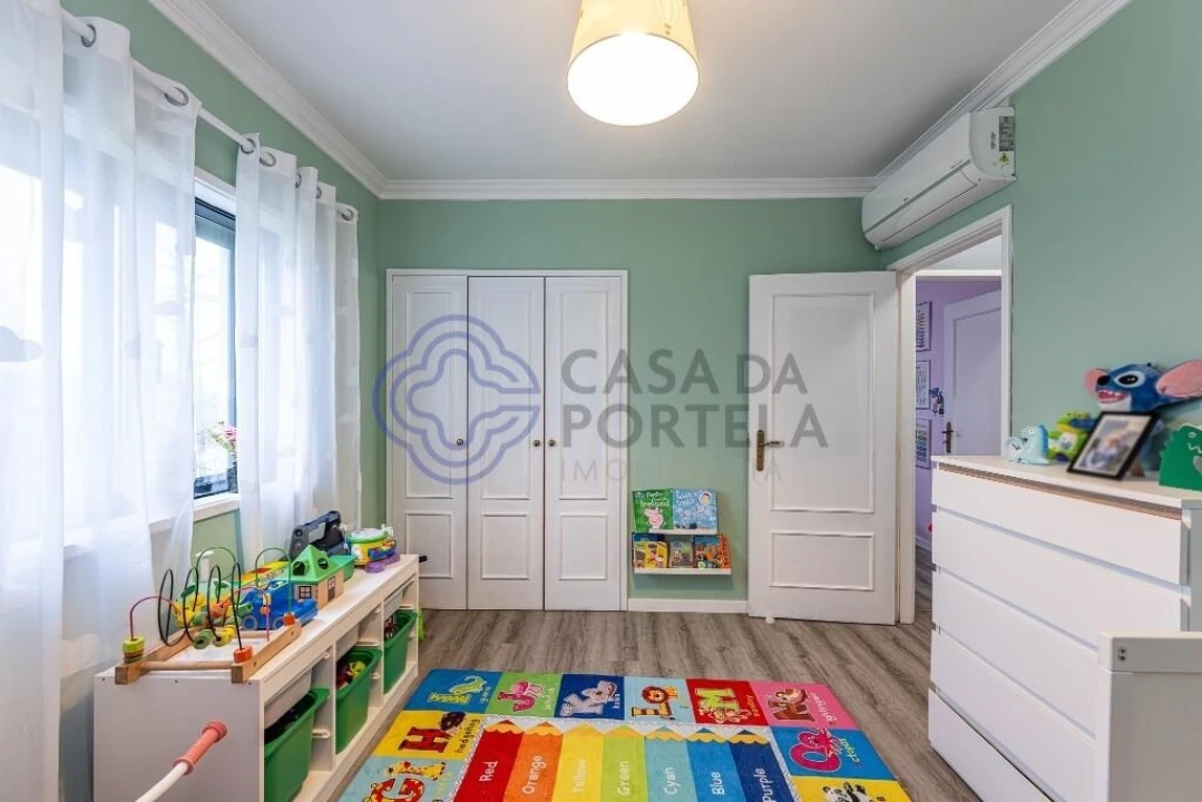 Apartamento T4 para Venda em Arcozelo Foto 31