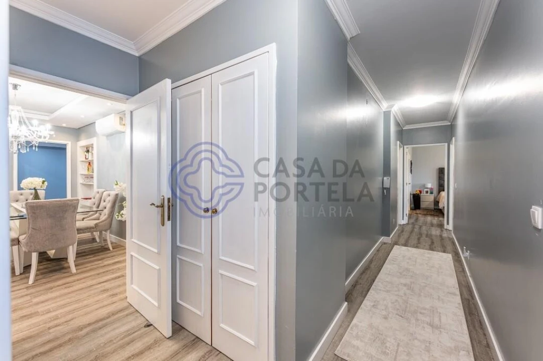 Apartamento T4 para Venda em Arcozelo Foto 26